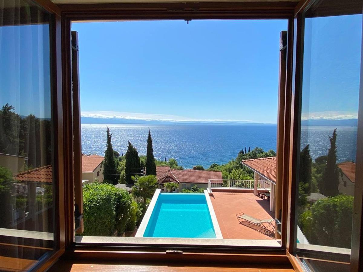 Villa Lovran, heated pool&incredible sea view Esterno foto