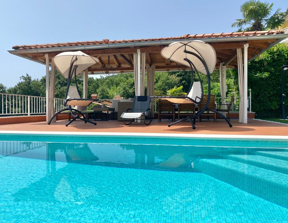 Villa Lovran, heated pool&incredible sea view Esterno foto