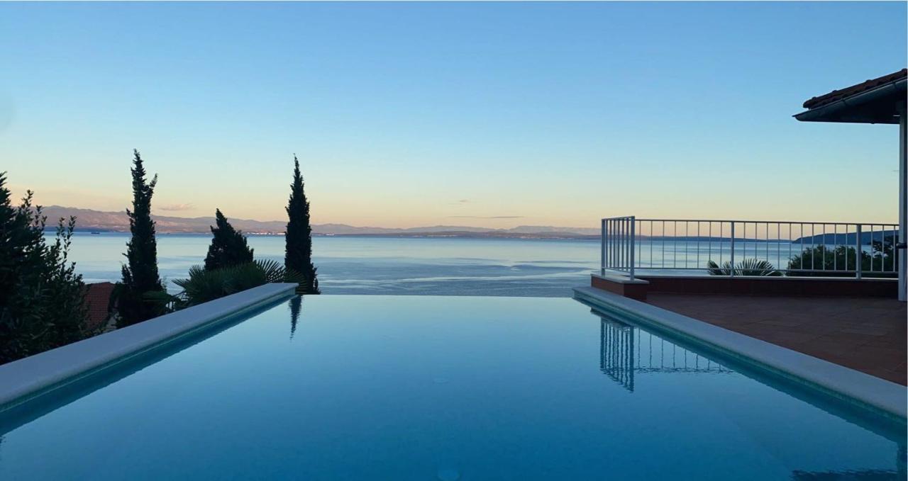 Villa Lovran, heated pool&incredible sea view Esterno foto