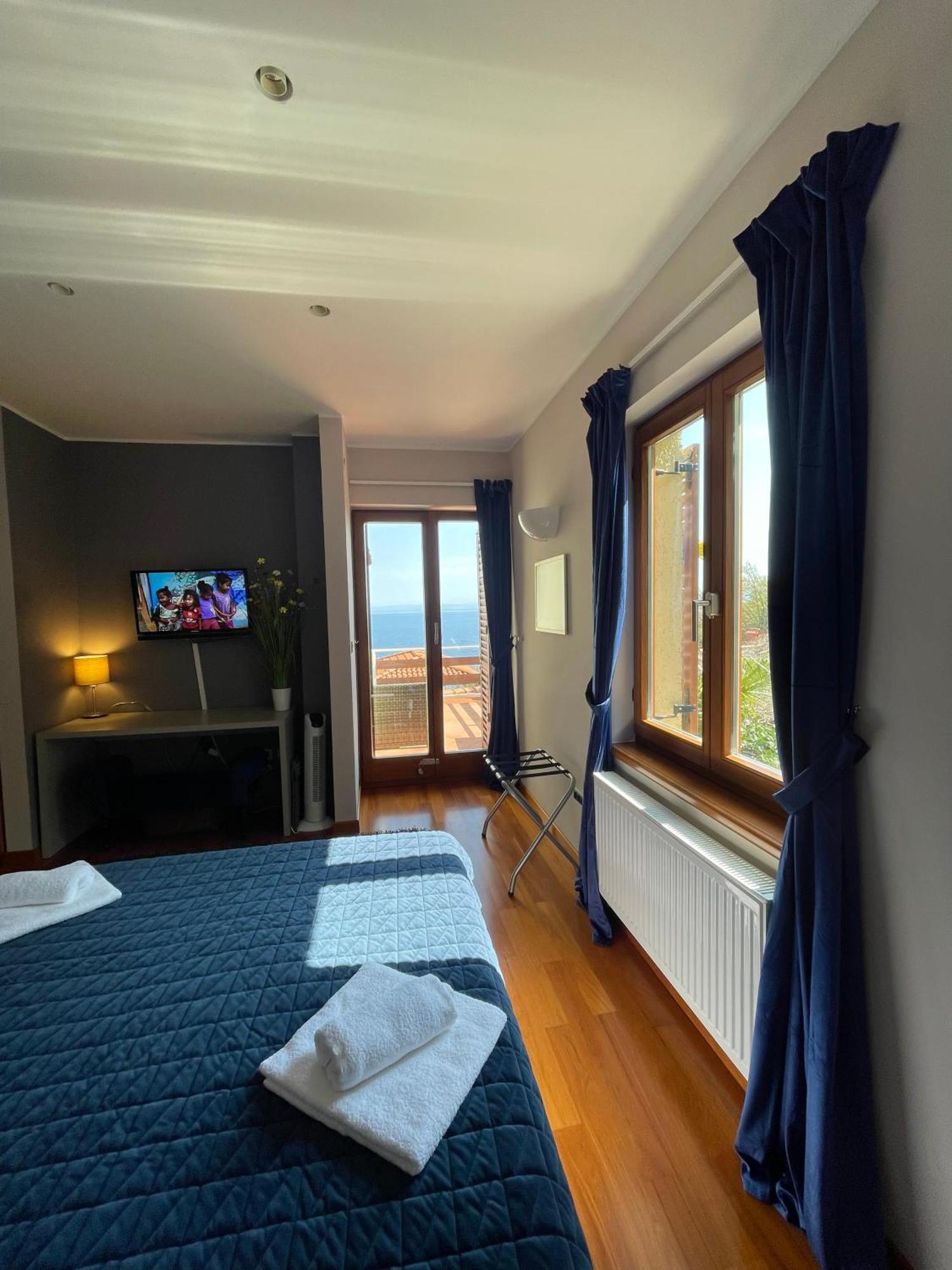 Villa Lovran, heated pool&incredible sea view Esterno foto